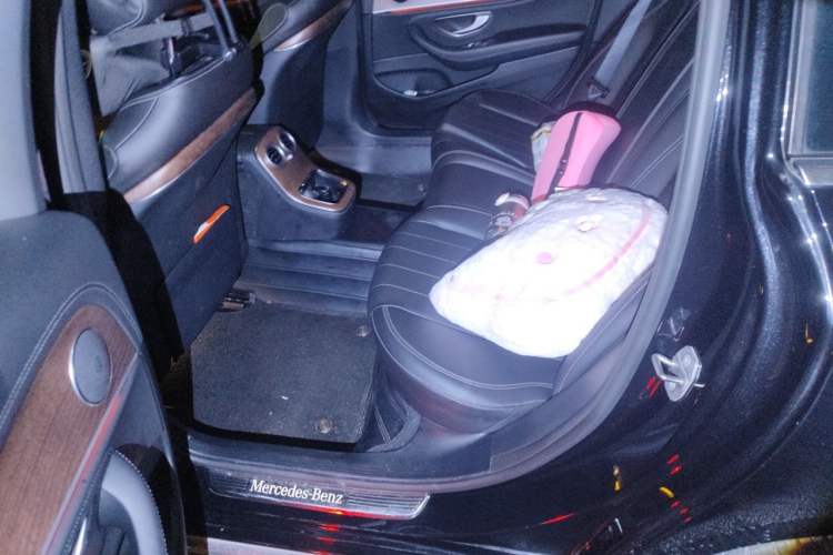 Used Mercedes-Benz E-Class 2022 Updated E 300 L Stylish Edition Left Rear Seat