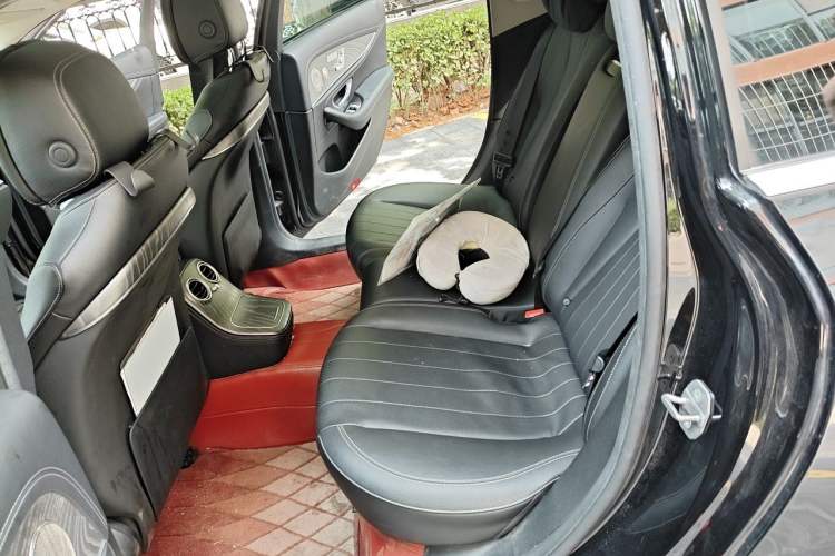 Used Mercedes-Benz E-Class 2022 E 300 L Luxury Model Left Rear Seat