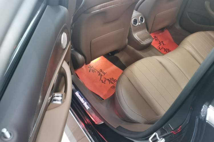 Used Mercedes-Benz E-Class 2022 Revised Version E 300 L Fashion Edition Left Rear Seat