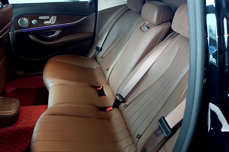 Used Mercedes-Benz E-Class 2022 Revised Version E 300 L Luxury Edition Left Rear Seat