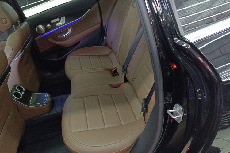 Used Mercedes-Benz E-Class 2022 Second Facelift E 300 L Sport Luxury Edition Left Rear Seat