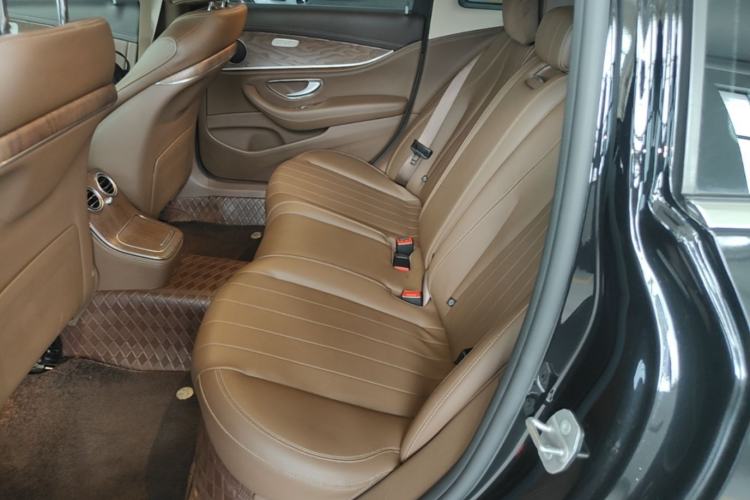 Used Mercedes-Benz E-Class 2022 Revised Version E 300 L Fashion Edition Left Rear Seat