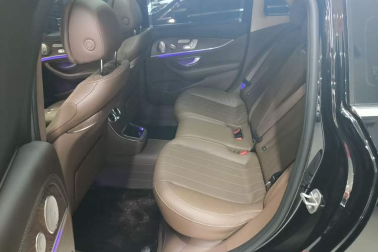 Used Mercedes-Benz E-Class 2022 Revised Version E 300 L Luxury Edition Left Rear Seat