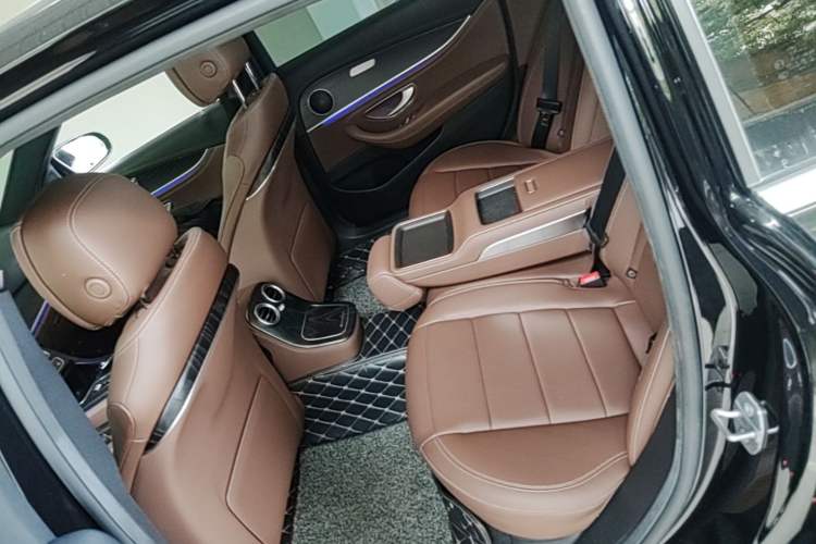 Used Mercedes-Benz E-Class 2022 Revised E 300 L Sporty and Stylish Edition Left Rear Seat