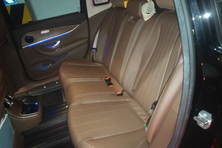 Used Mercedes-Benz E-Class 2022 Revised Version E 300 L Fashion Edition Left Rear Seat