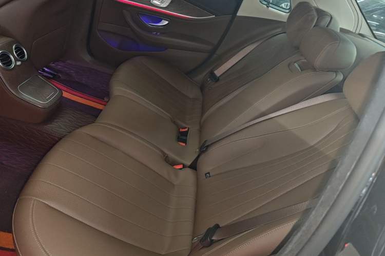 Used Mercedes-Benz E-Class 2022 Updated E 300 L Luxury Edition Left Rear Seat