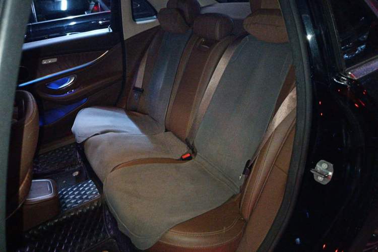 Used Mercedes-Benz E-Class 2022 Updated E 300 L Stylish Edition Left Rear Seat