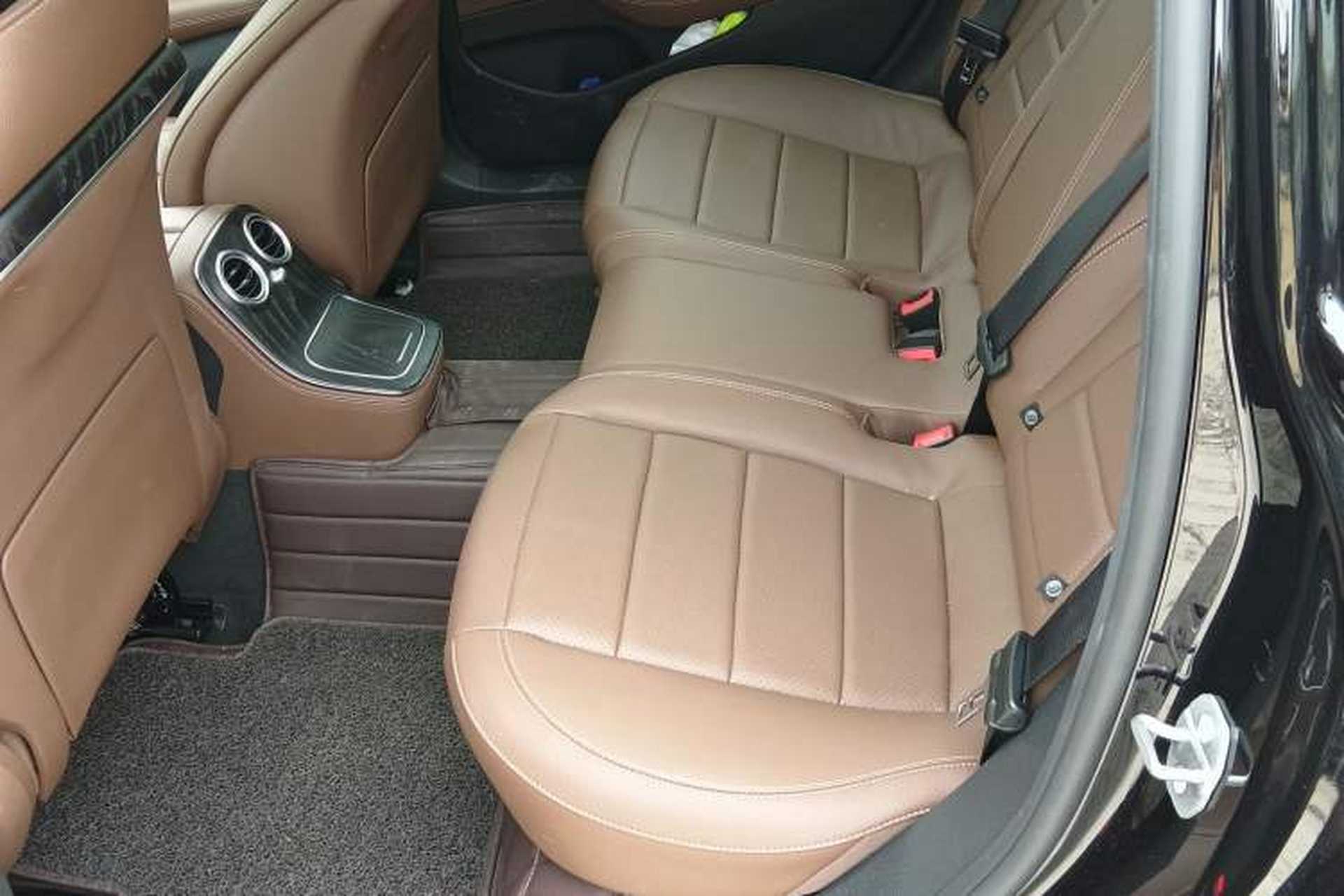Used Mercedes-Benz E-Class 2022 Revised Version E 300 L Sport Luxury Edition Left Rear Seat