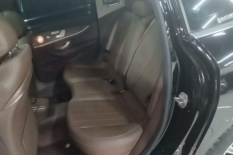 Used Mercedes-Benz E-Class 2022 E 300 L Luxury Model Left Rear Seat
