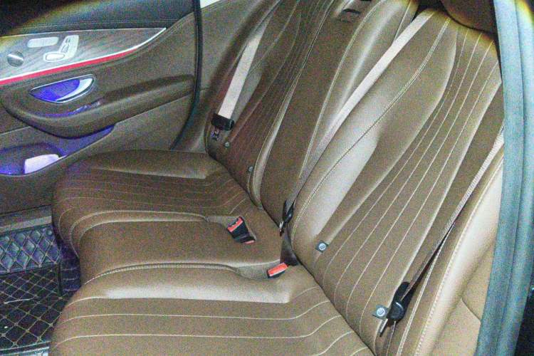 Used Mercedes-Benz E-Class 2022 Updated E 300 L Luxury Edition Left Rear Seat