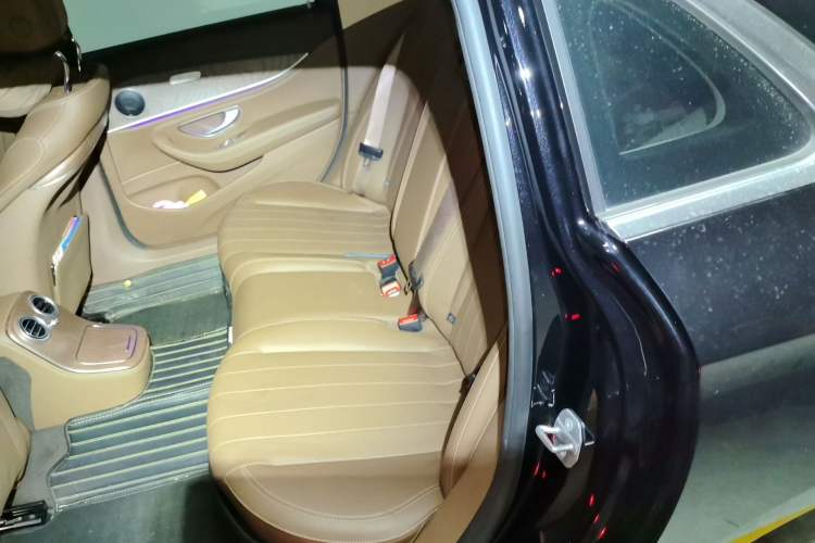 Used Mercedes-Benz E-Class 2022 Updated E 300 L Stylish Edition Left Rear Seat