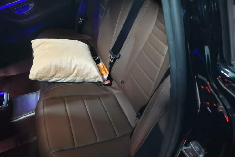 Used Mercedes-Benz E-Class 2022 E 260 L Sport Edition Left Rear Seat