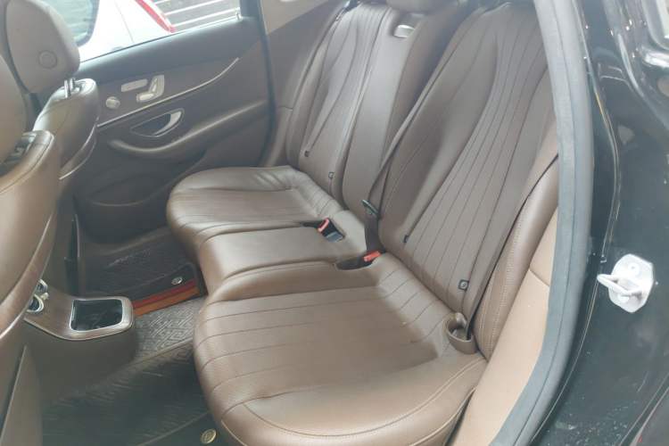Used Mercedes-Benz E-Class 2022 Second Facelift E 300 L Luxury Edition Left Rear Seat