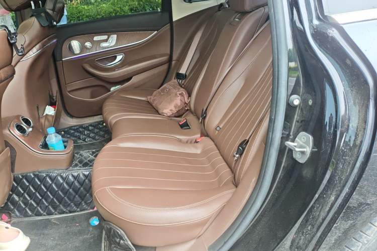 Used Mercedes-Benz E-Class 2022 Updated E 300 L Luxury Edition Left Rear Seat