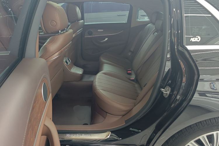Used Mercedes-Benz E-Class 2022 Second Facelift E 300 L Fashion Edition Left Rear Seat