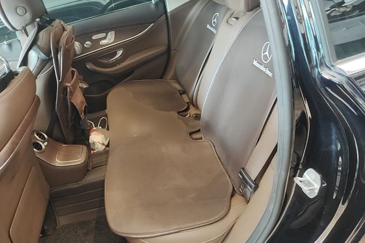 Used Mercedes-Benz E-Class 2022 Second Facelift E 300 L Luxury Edition Left Rear Seat