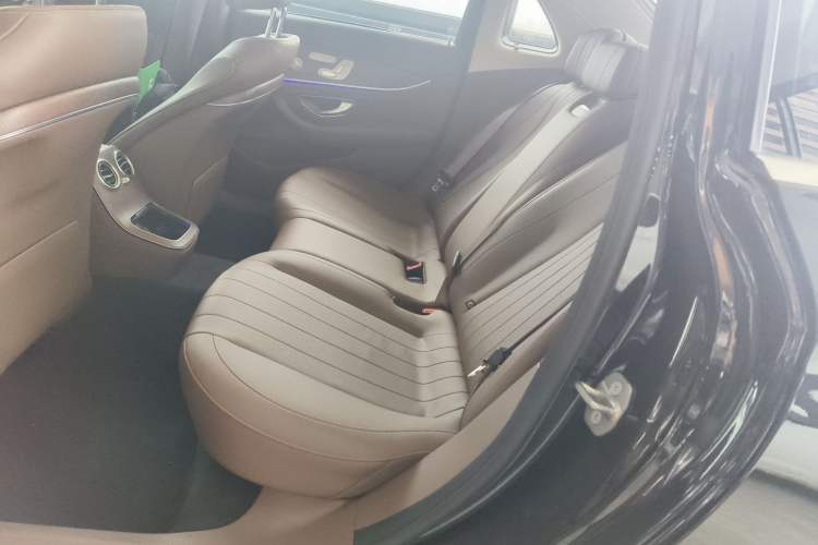 Used Mercedes-Benz E-Class 2022 E 300 L Luxury Model Left Rear Seat