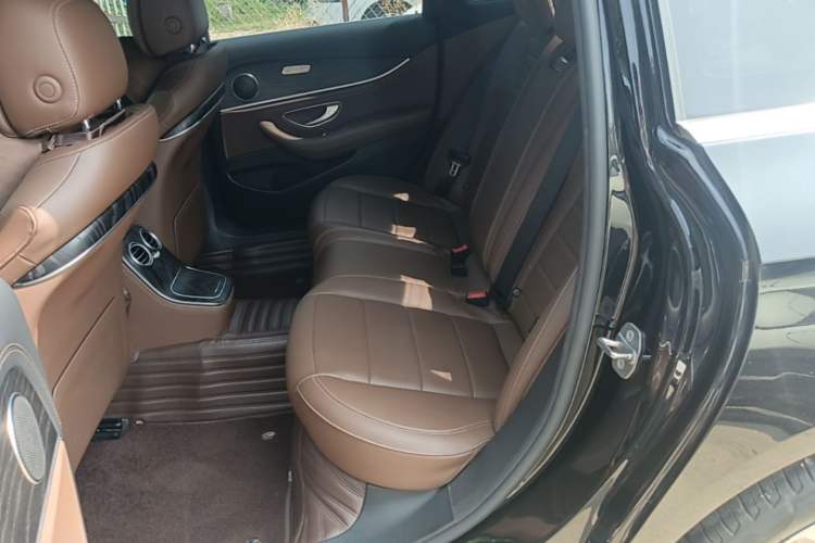Used Mercedes-Benz E-Class 2022 Revised E 300 L Sporty and Stylish Edition Left Rear Seat