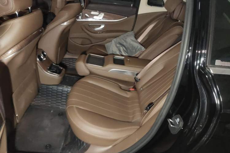 Used Mercedes-Benz E-Class 2022 Updated E 300 L Luxury Edition Left Rear Seat