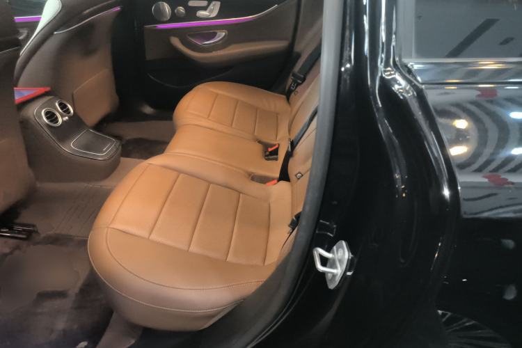 Used Mercedes-Benz E-Class 2022 Revised E 300 L Sport Luxury Edition Left Rear Seat