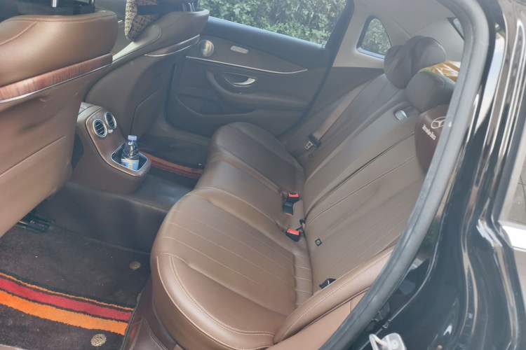Used Mercedes-Benz E-Class 2022 Second Facelift E 300 L Fashion Edition Left Rear Seat