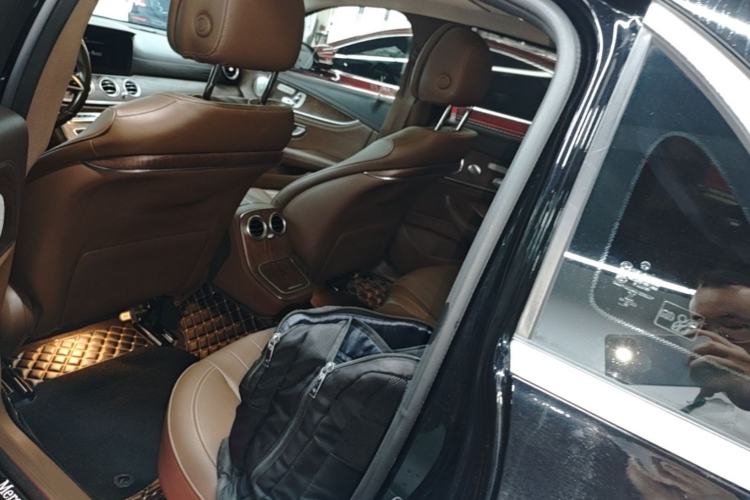 Used Mercedes-Benz E-Class 2022 Revised Version E 300 L Luxury Edition Left Rear Seat