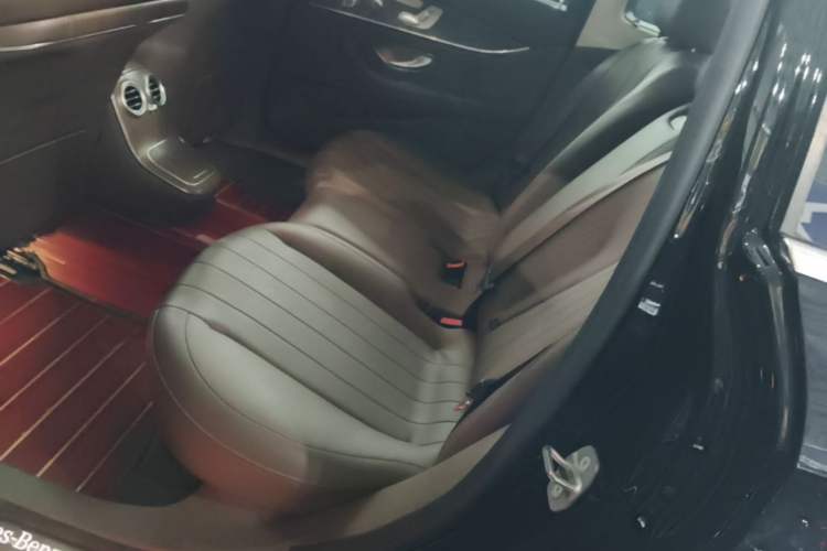 Used Mercedes-Benz E-Class 2022 Revised Version E 300 L Luxury Edition Left Rear Seat
