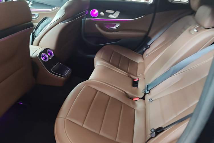 Used Mercedes-Benz E-Class 2022 Revised E 300 L Sport Luxury Edition Left Rear Seat