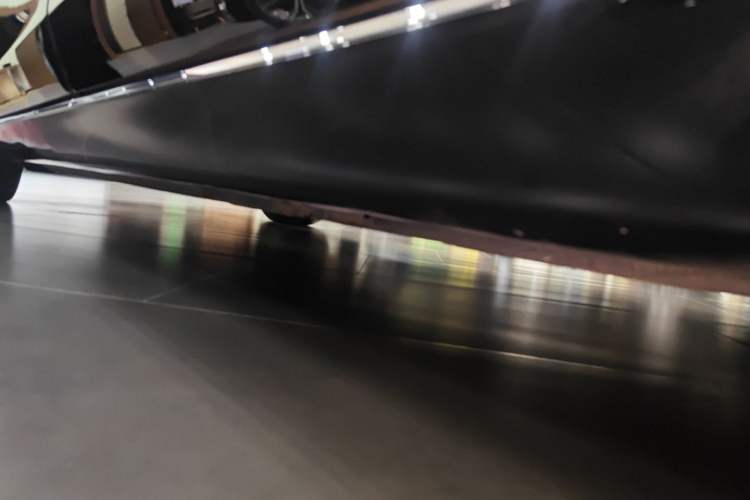 Used Mercedes-Benz E-Class 2022 Updated E 300 L Luxury Edition Left Side Sill