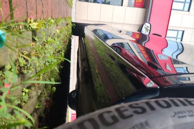 Used Mercedes-Benz E-Class 2022 Second Facelift E 260 L Left Side Sill