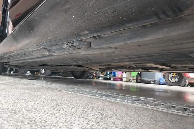 Used Mercedes-Benz E-Class 2022 E 260 L Left Side Sill