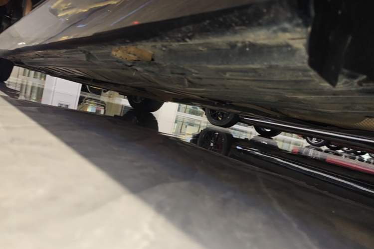 Used Mercedes-Benz E-Class 2022 E 260 L Left Side Sill