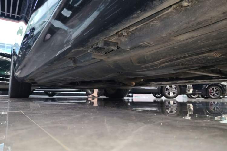 Used Mercedes-Benz E-Class 2022 Revised Version E 300 L Luxury Edition Left Side Sill