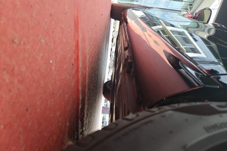 Used Mercedes-Benz E-Class 2022 Updated E 300 L Luxury Edition Left Side Sill