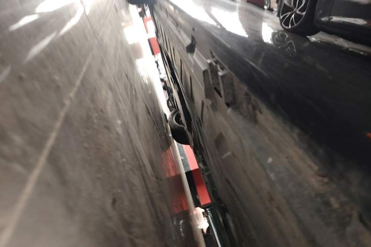 Used Mercedes-Benz E-Class 2022 Second Facelift E 300 L Fashion Edition Left Side Sill