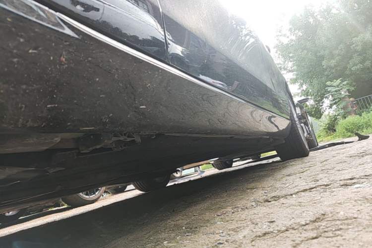 Used Mercedes-Benz E-Class 2022 Revised Version E 300 L Luxury Edition Left Side Sill