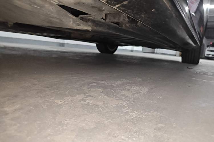 Used Mercedes-Benz E-Class 2022 Revised E 300 L Sporty and Stylish Edition Left Side Sill