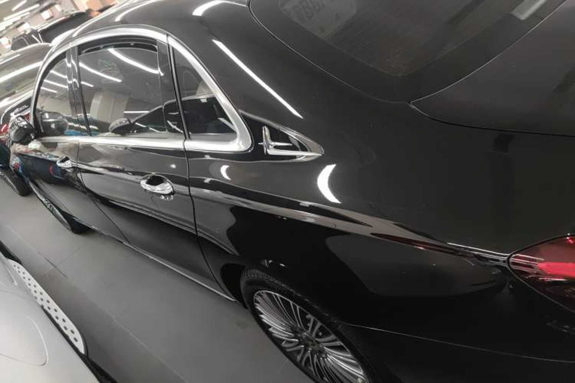 Used Mercedes-Benz E-Class 2022 Revised Version E 300 L Luxury Edition Left Side