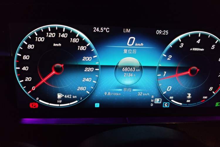 Used Mercedes-Benz E-Class 2022 E 300 L Stylish Model Odometer Close Up