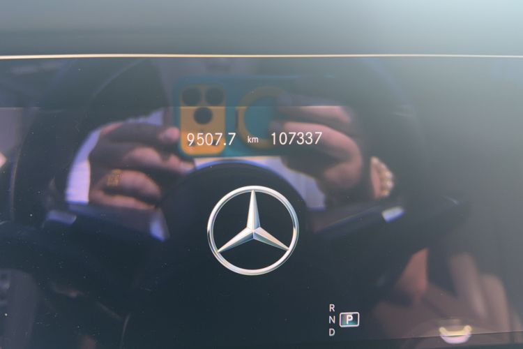 Used Mercedes-Benz E-Class 2022 E 300 Stylish Sports Edition Odometer Close Up