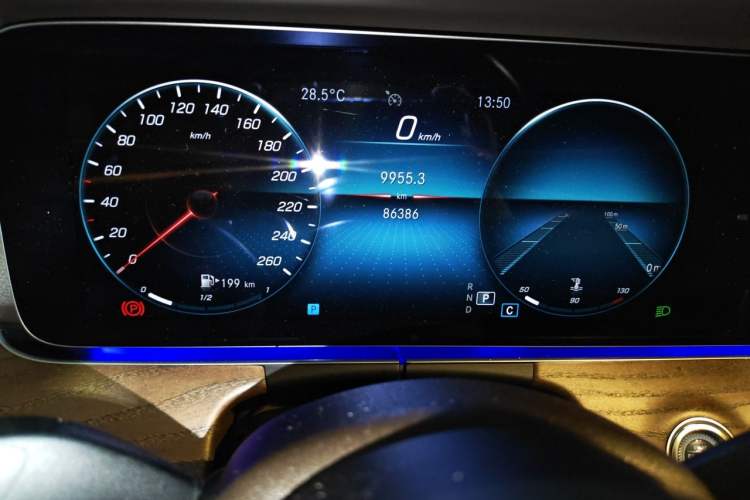 Used Mercedes-Benz E-Class 2022 Updated E 300 L Luxury Edition Odometer Close Up