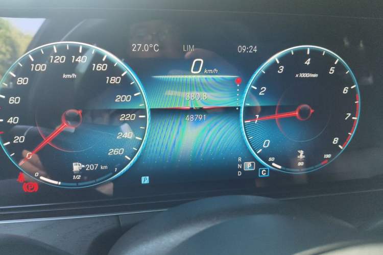 Used Mercedes-Benz E-Class 2022 Revised E 300 L Sporty and Stylish Edition Odometer Close Up