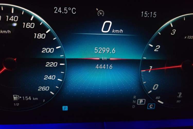 Used Mercedes-Benz E-Class 2022 Updated E 300 L Stylish Edition Odometer Close Up