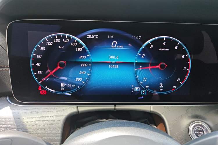 Used Mercedes-Benz E-Class 2022 E 260 Stylish Sports Edition Odometer Close Up