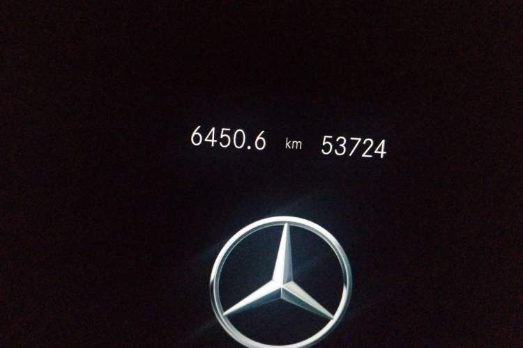 Used Mercedes-Benz E-Class 2022 Updated E 300 L Stylish Edition Odometer Close Up