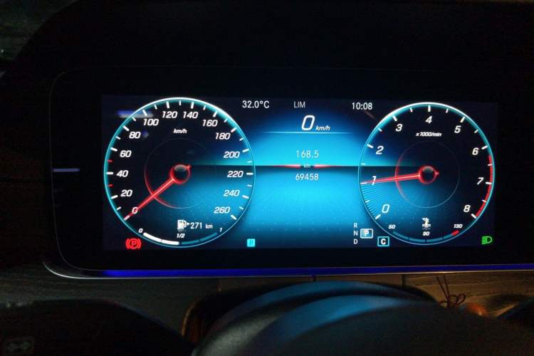 Used Mercedes-Benz E-Class 2022 E 300 L Sporty and Stylish Model Odometer Close Up