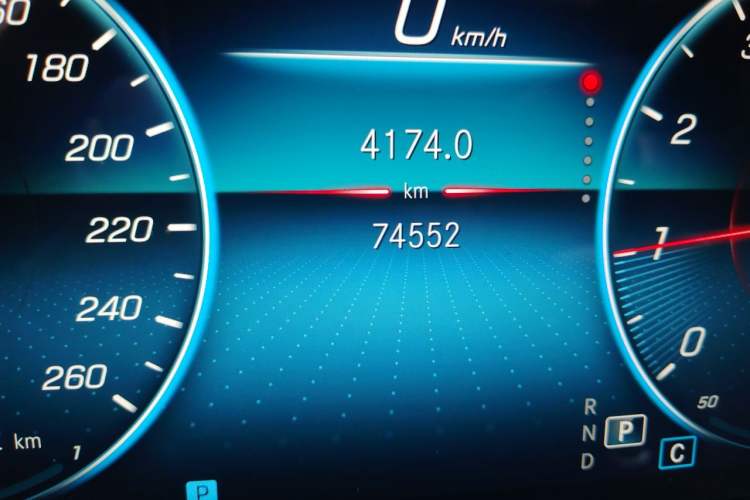 Used Mercedes-Benz E-Class 2022 Updated E 300 L Luxury Edition Odometer Close Up