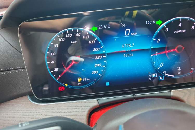 Used Mercedes-Benz E-Class 2022 E 300 L Luxury Model Odometer Close Up