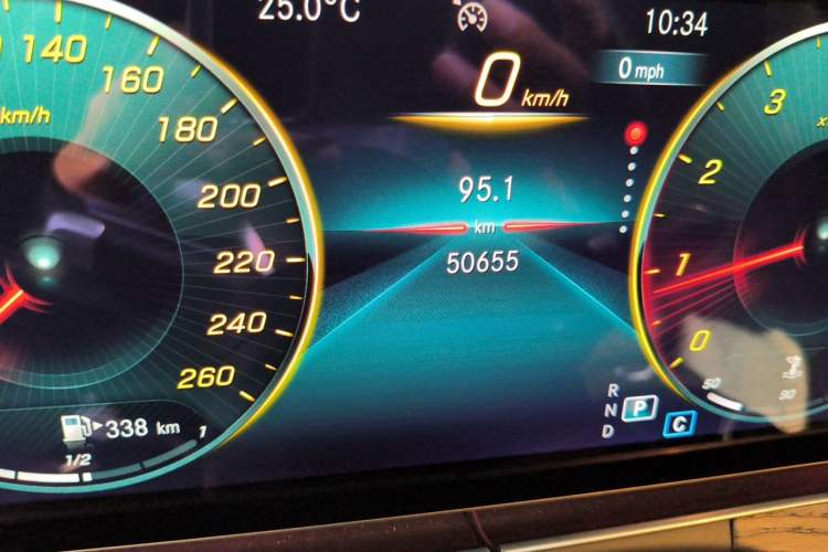 Used Mercedes-Benz E-Class 2022 Restyled E 260 L Sport Edition Odometer Close Up