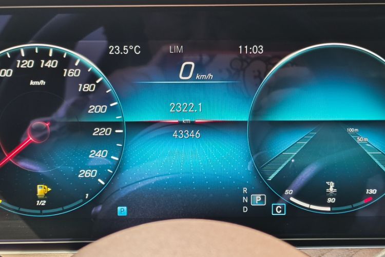 Used Mercedes-Benz E-Class 2022 Second Facelift E 300 L Luxury Edition Odometer Close Up